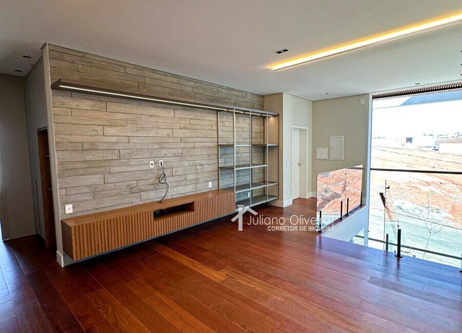 9edfa104-3dfb-4c0d-a027-53d0e349ce97