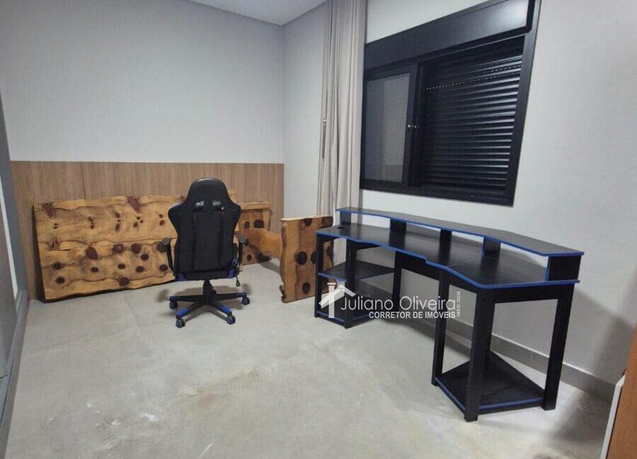 b1acc915-ede5-4fa8-9e96-7f16ce598fe0