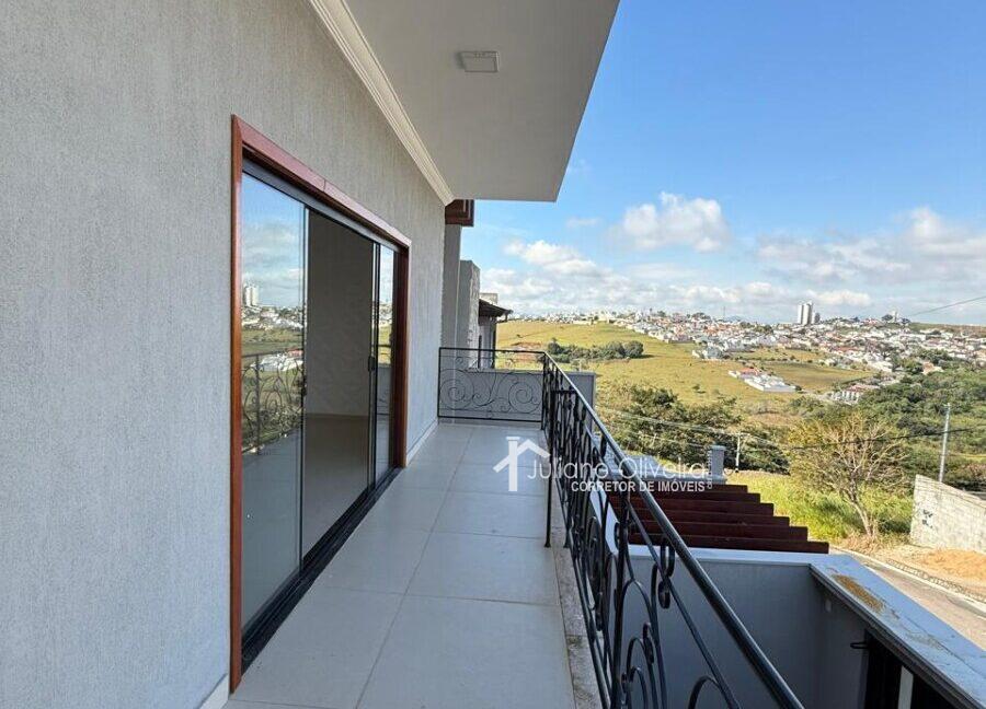 b1d966c5-7467-49c1-9f98-704885f9790a