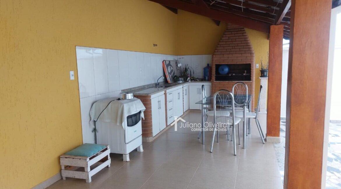 c8ec83b3-09d5-4b66-9f81-8577bdd5e87d