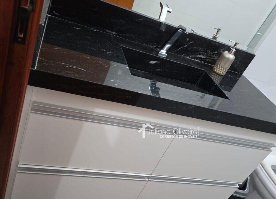 045402e4-dc3d-469a-8b2c-3cd9ecde7afb