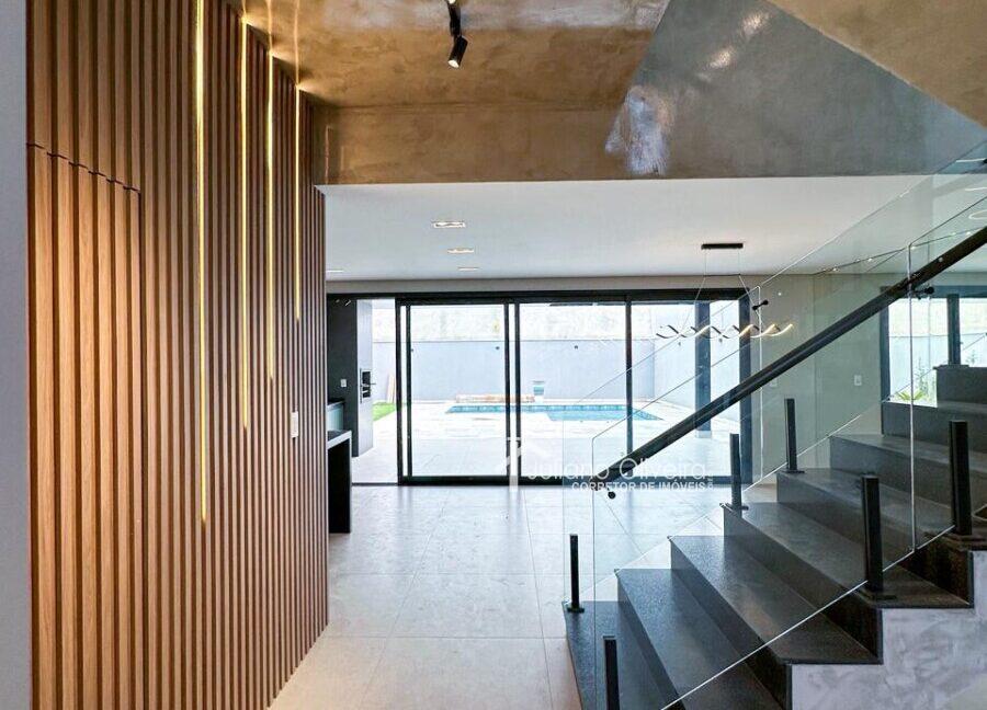 0a4204c2-41f7-4140-b3de-43fc0e312565