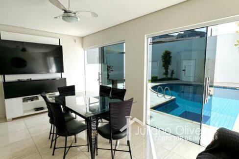 2d9002bc-dc30-44ea-81f8-60f665cb0ba8