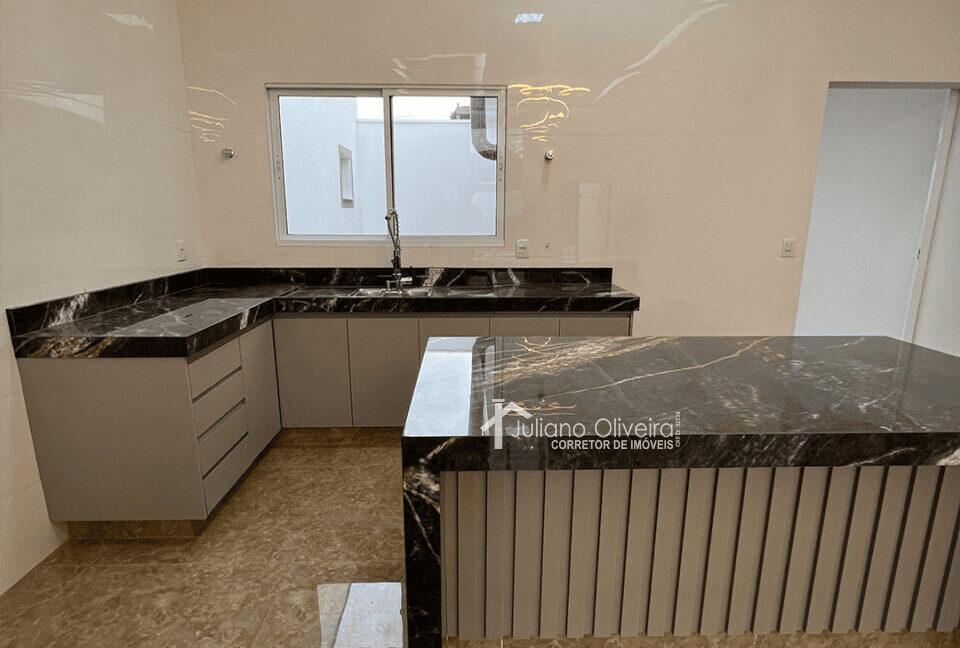 3340837f-9ede-44f8-bb69-a8090a92dc94