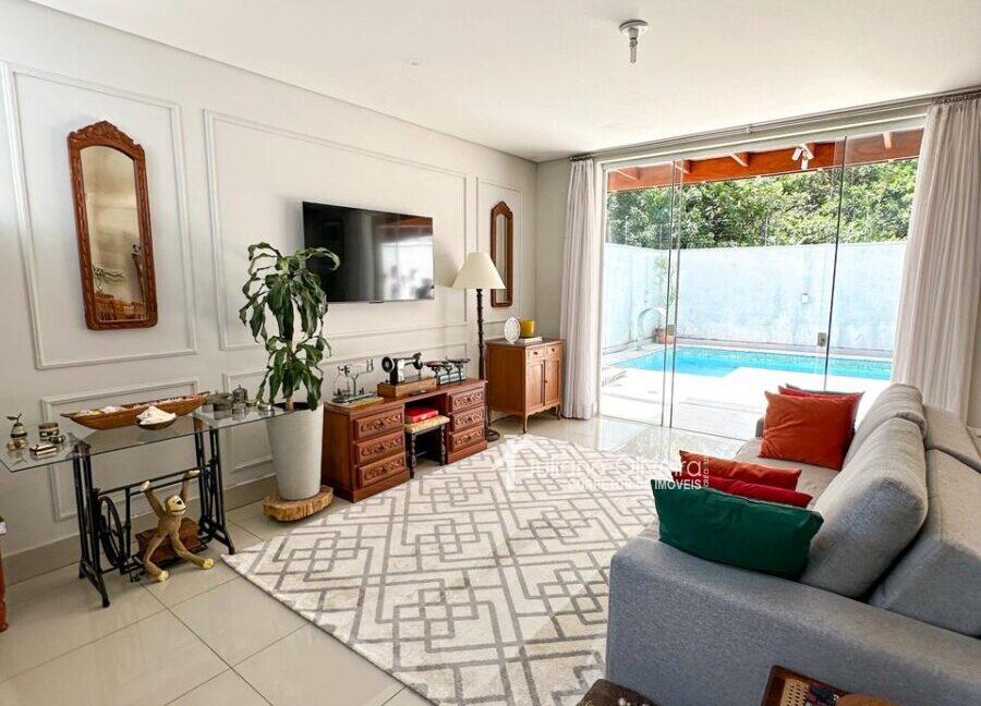 43e040a9-777d-4f1c-8c20-d453a64f7121