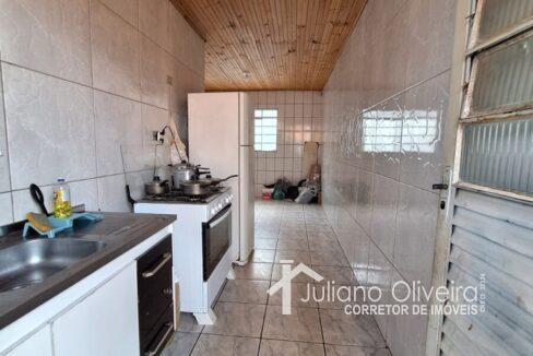 61a4b2c3-4c9d-46a4-bdd4-cf5379a6b5ca