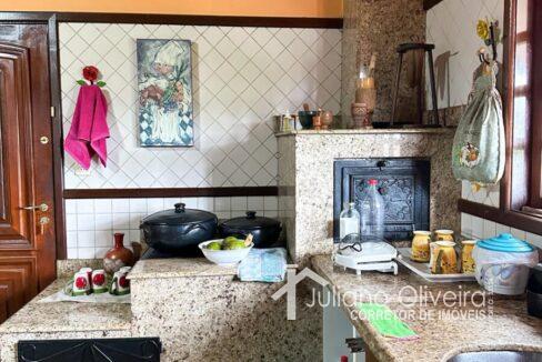 8c16368d-4da7-4cc8-85cc-e99df5c0c32f