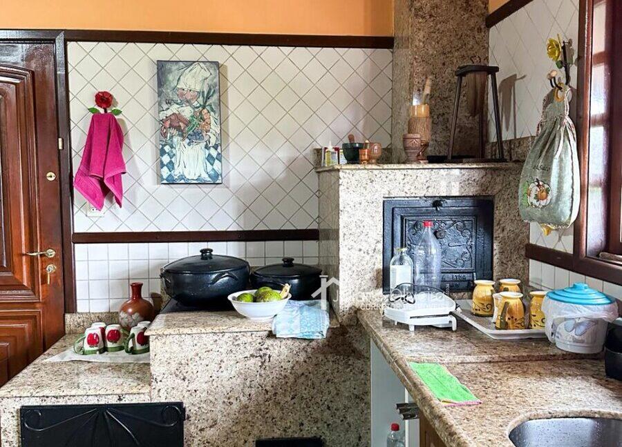 8c16368d-4da7-4cc8-85cc-e99df5c0c32f