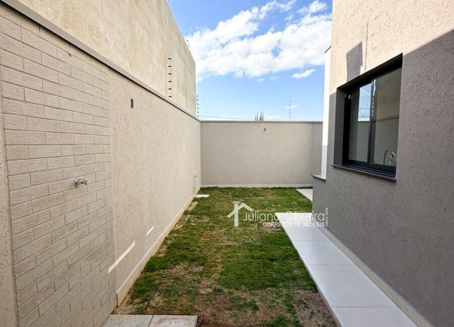 8f845d21-d0a5-474b-8c8b-b51cde58a0d7