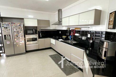 a6a9745f-7203-4e30-be58-e5c67bb5efee