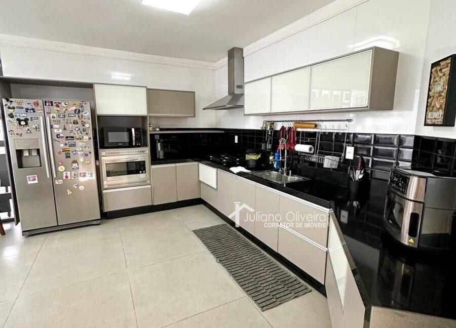 a6a9745f-7203-4e30-be58-e5c67bb5efee