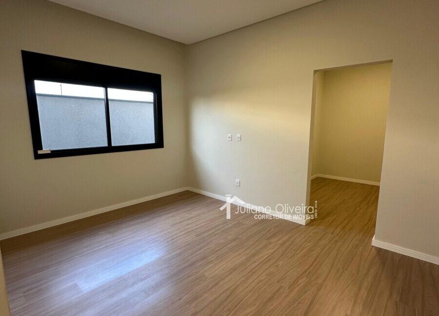 afb13dc7-5fbe-4ebd-a0f0-60b97a4488ec