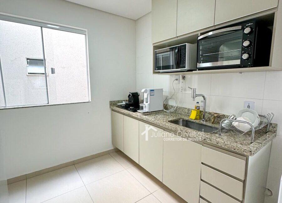 c800803c-dd7b-4fd3-9b6f-ca881a2e28a1