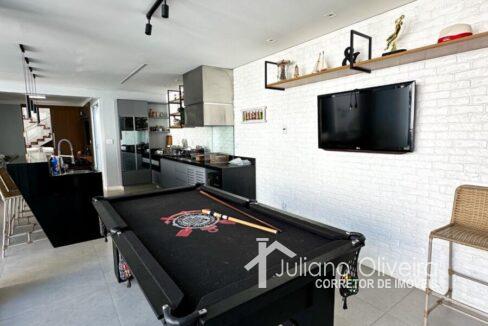 c8c7613d-753a-41d5-88d6-8e892f409164