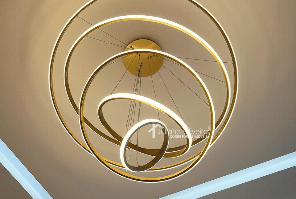 d581d816-3de9-4324-951a-dbb91e7685d2