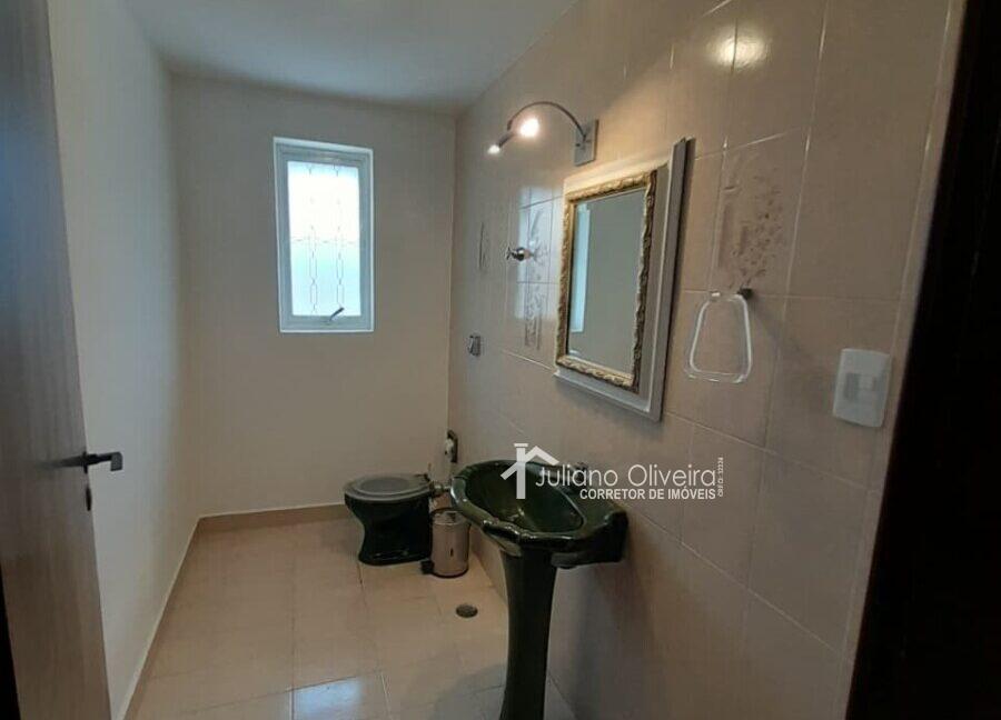 e2296a47-e532-4c6a-945d-3af5219490fb