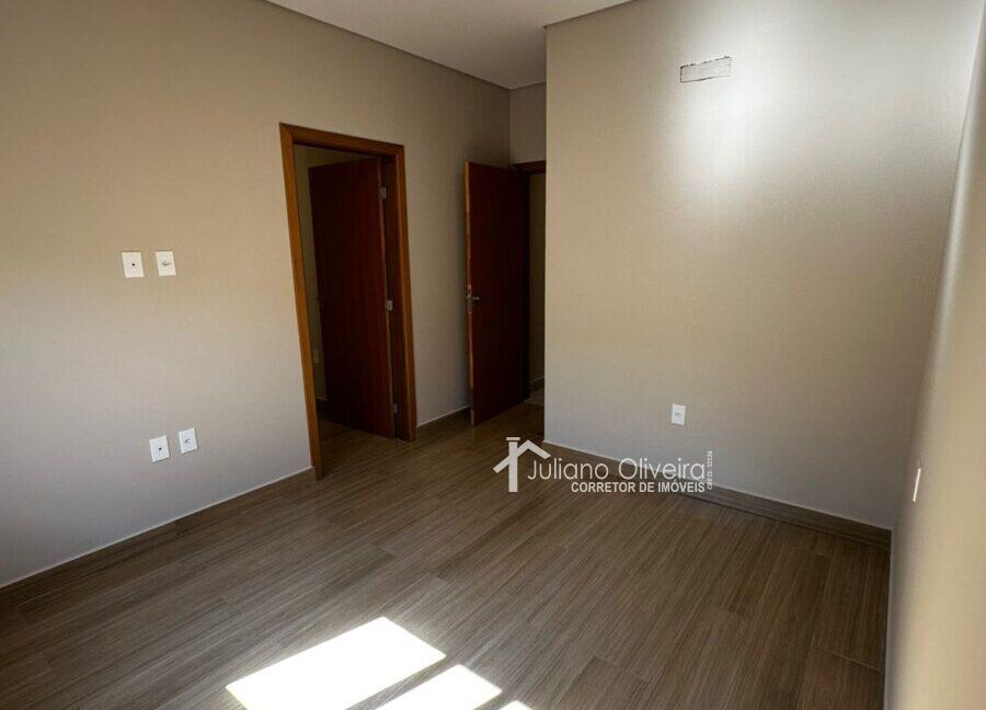 e4fa513f-8949-4e8b-9956-02bee6d70452