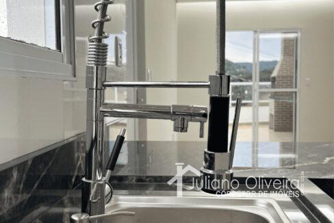 ee4010c0-7a0d-40f6-a13e-ccd38eae6b4a