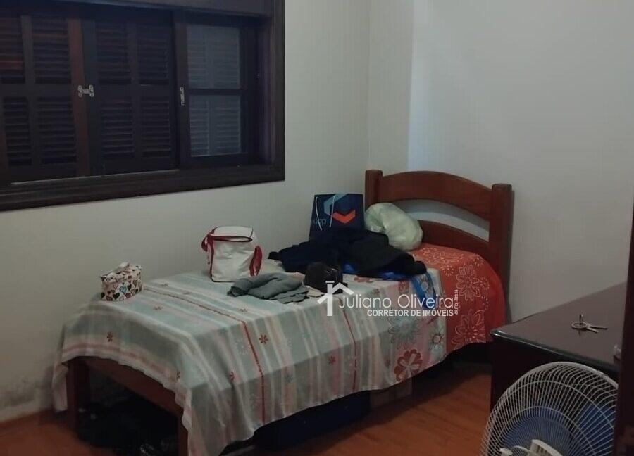 f4bc5d0a-8c52-48c2-994d-4da17dd63bc9