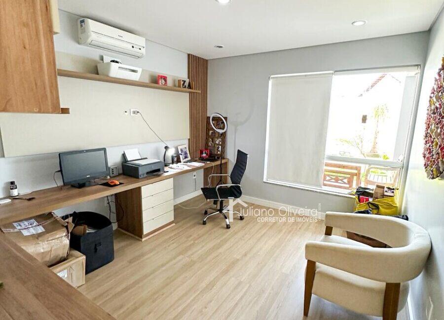 f6b73457-90fc-4464-a703-4c9b12861045