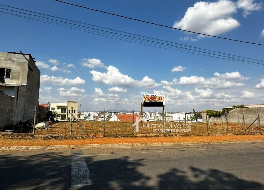 017f3b06-37ef-4728-8352-6af8e6ac7b46