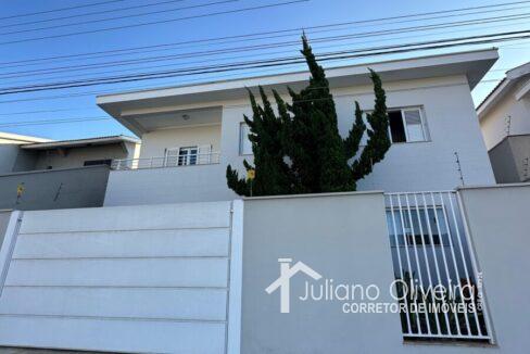 02f300bd-8879-40a9-817f-653f64a341ac