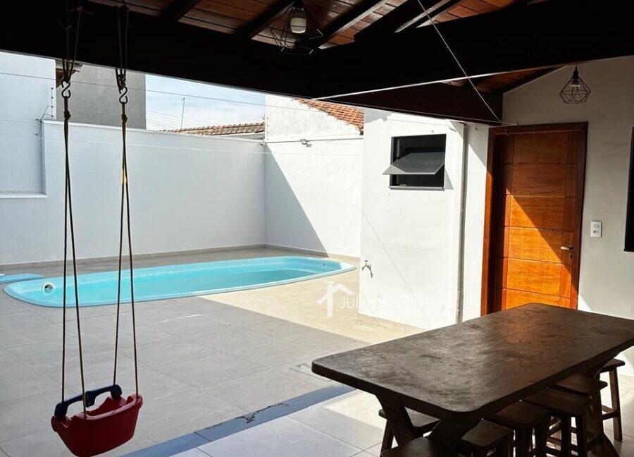 30266d98-2a8c-4d53-8df7-e89744959a1b