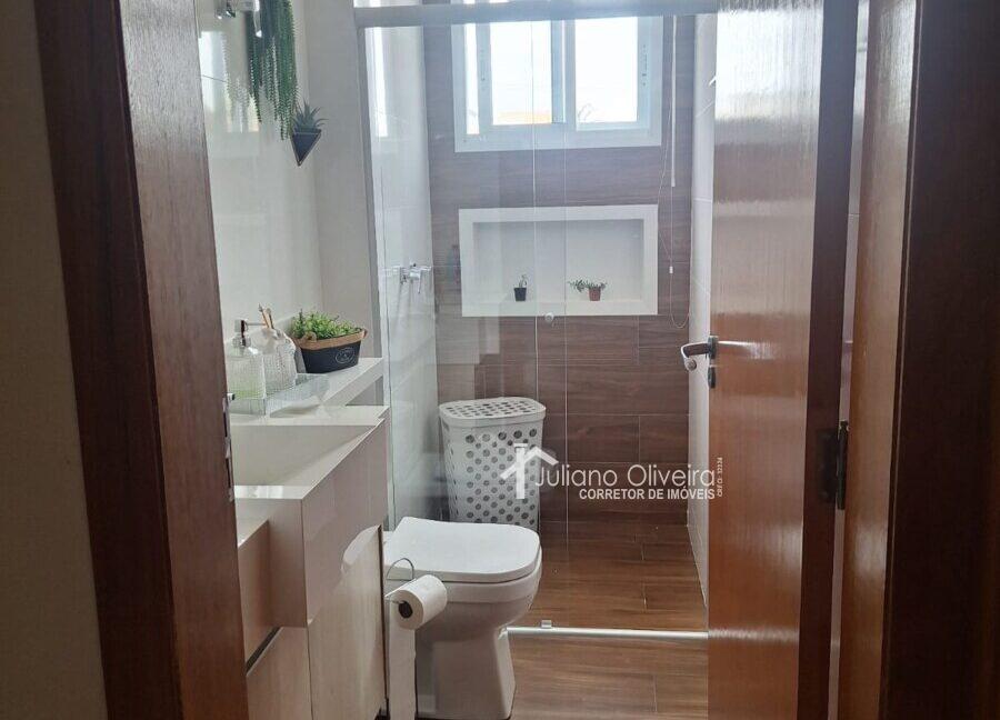 66bfb595-d81b-43f2-8f78-b833a5a93a28