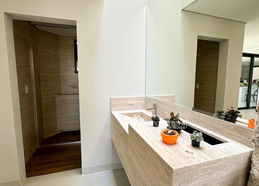 6f538d5a-c991-4fe0-8e3a-e29bc53d583f