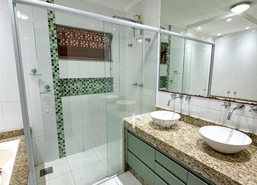 7a11a2ef-6383-4070-8684-e7805bbf0d51