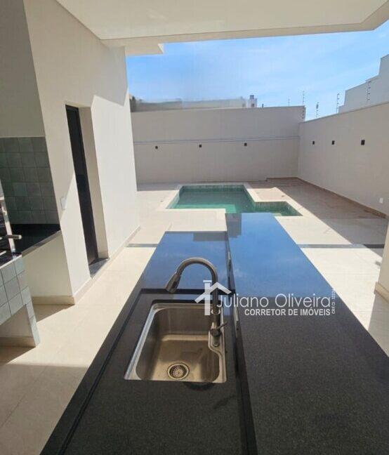 8050f803-e576-4aca-bfc9-77ea458786a0