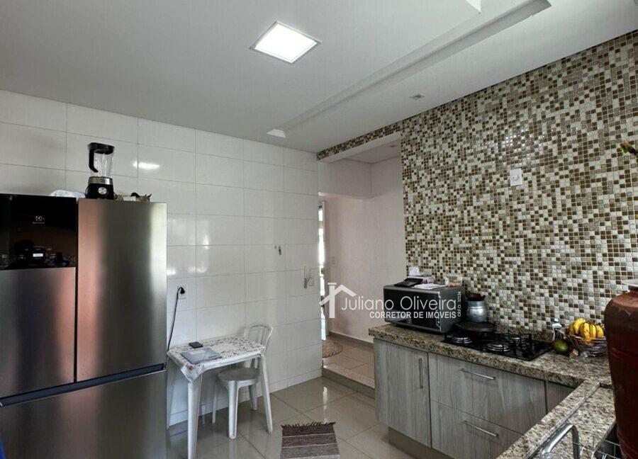 82dd73fd-7314-445c-9dac-e0f38b2a9ee4