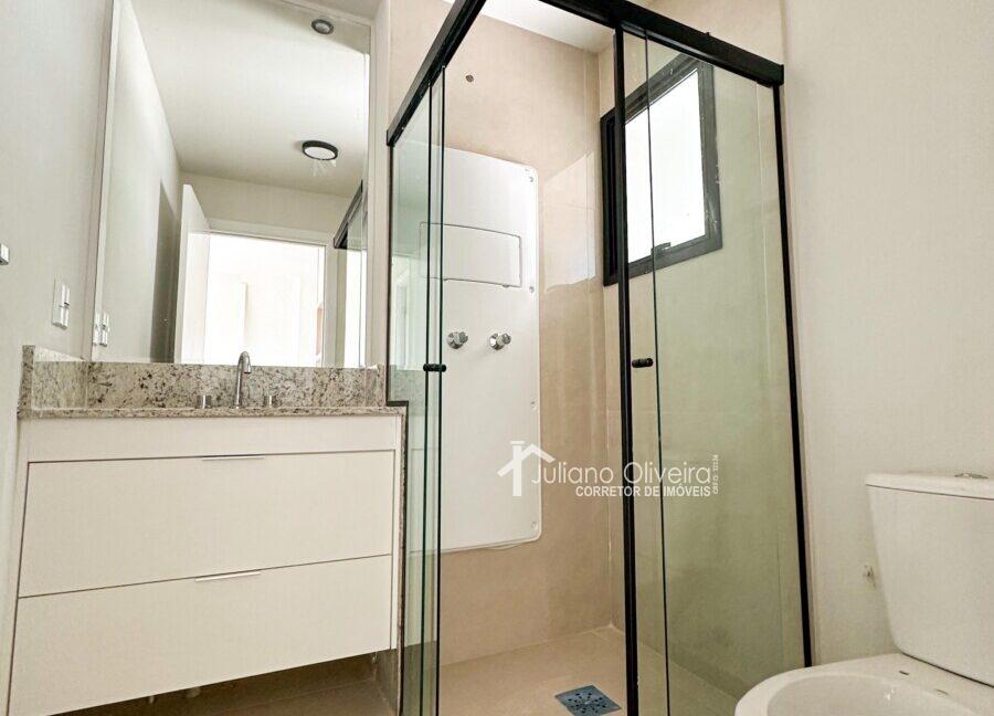 c2365eac-3bb4-4621-bf74-7b8a400c0752