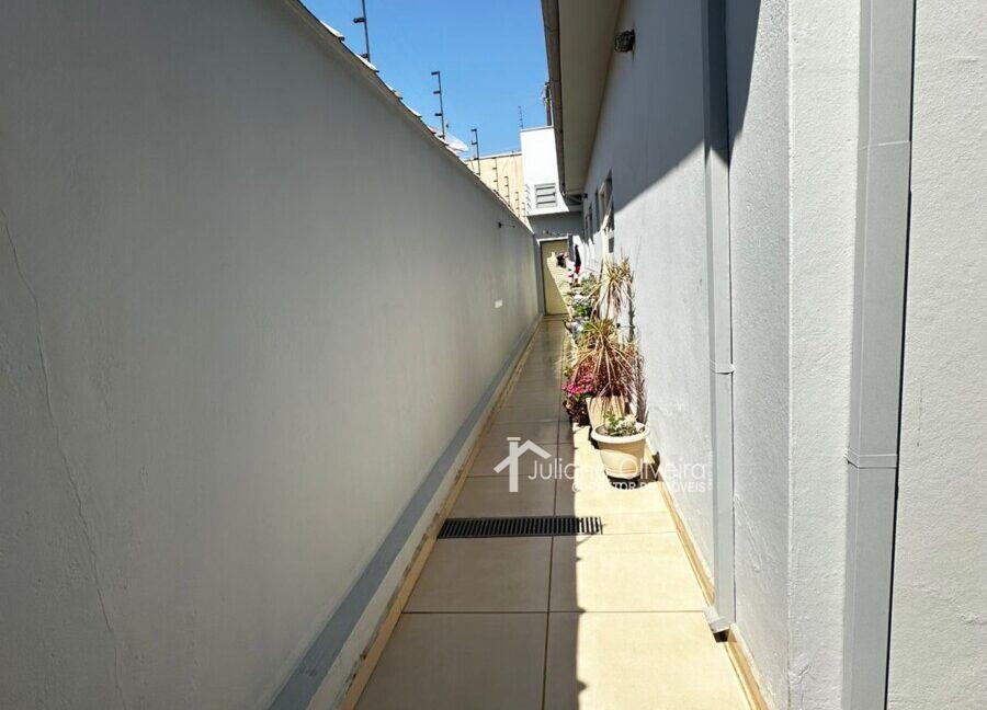 ddcd3951-41b3-43d9-a32b-c4421fb112a3