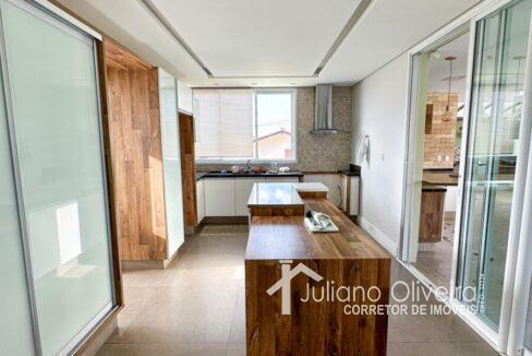 e56adc7c-75af-4b60-8dd3-0190e404e9fa