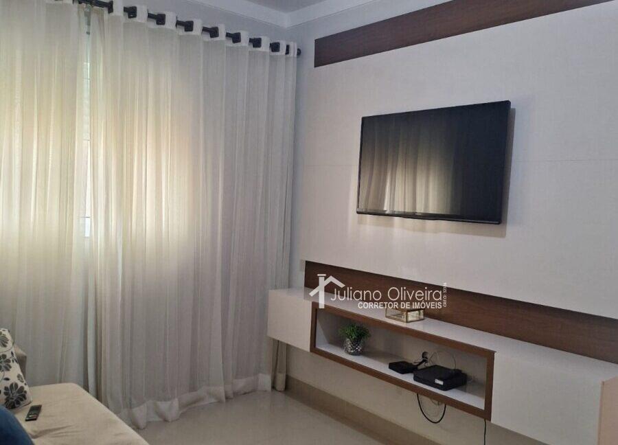 e76e1cd9-3526-4a54-8246-9738bd8cd394