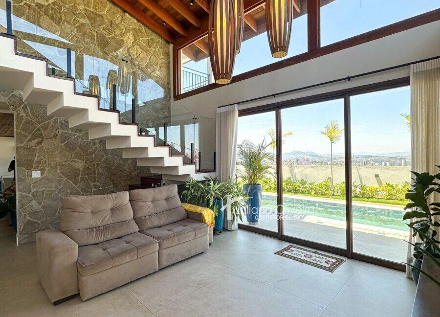 fcbeff45-c03d-46f8-8289-0b67c2e05fed