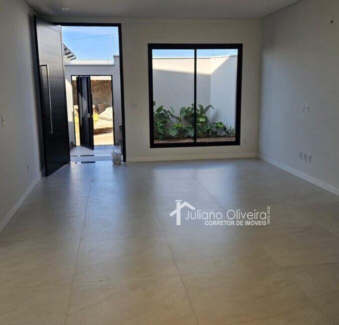 fe564232-13d6-4fd8-bb4e-36680d2266ae