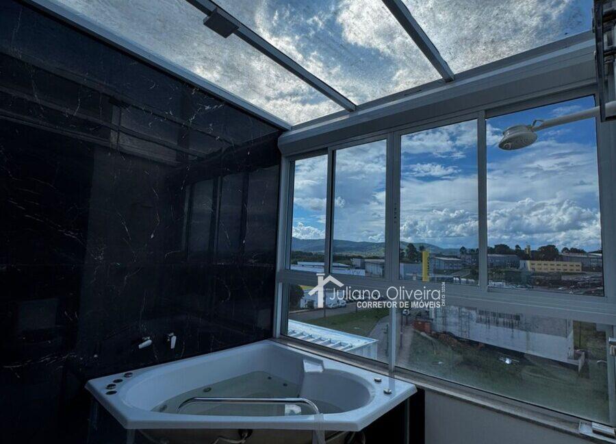 fe963fd4-c4a6-48ef-9a33-3c5d94eef708