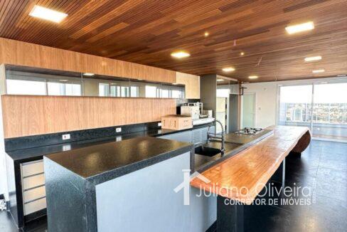 53cee8fe-dada-4866-acb6-1e1d5da1c6c2