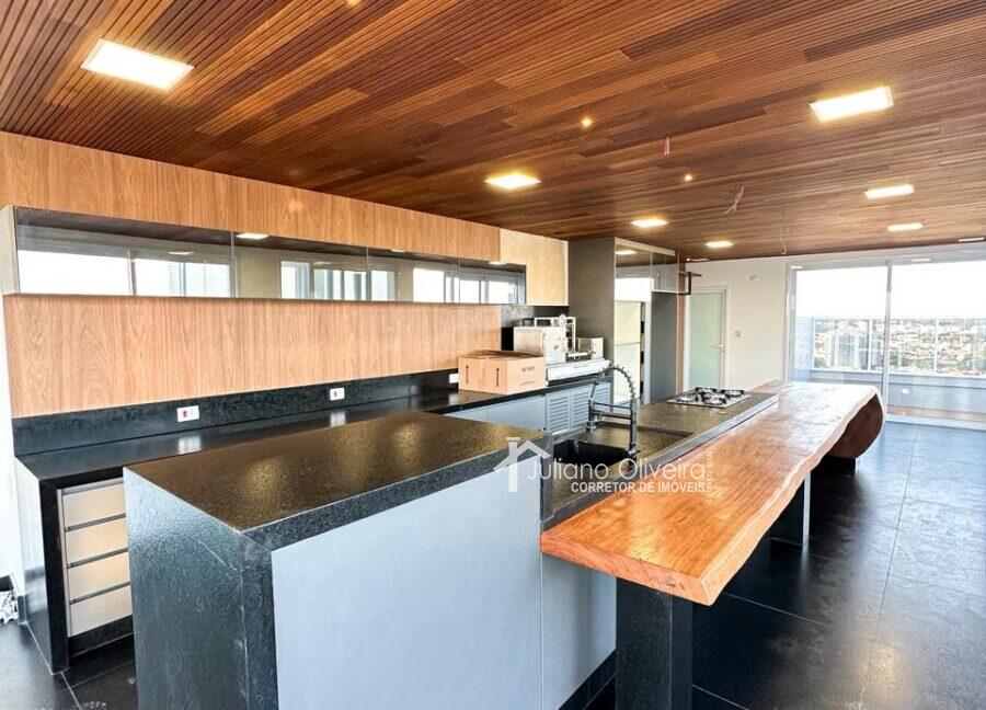 53cee8fe-dada-4866-acb6-1e1d5da1c6c2