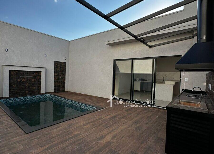 5a4db43c-61b5-4716-ab05-1415d63a97cc