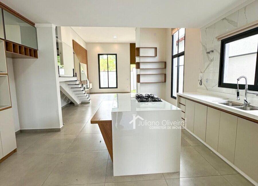 5c2e2e8f-d387-40fd-a2b1-87eafe034d0f