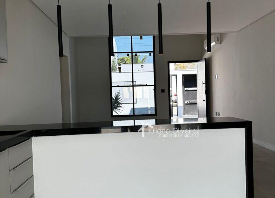 5cb68f35-a1aa-41ff-924e-0f53b2024b8b