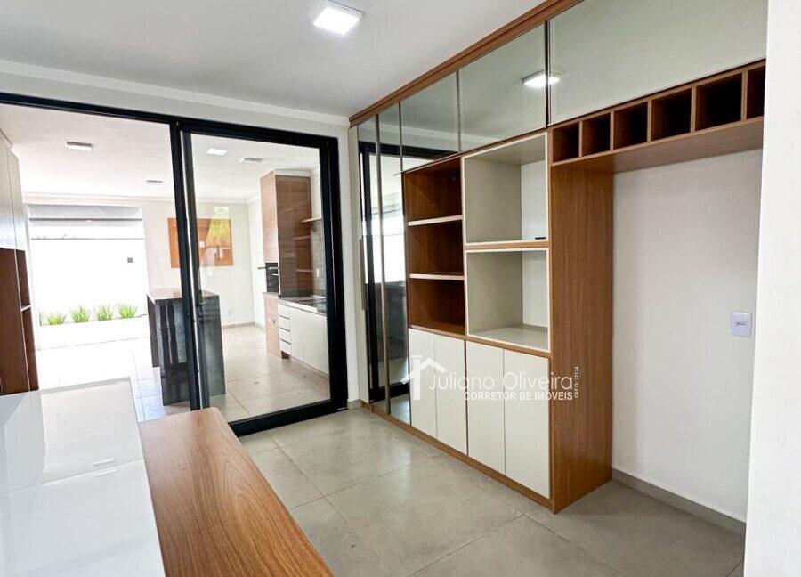 8d9a3c94-7d8f-4af0-97c4-376b1bc22eb2