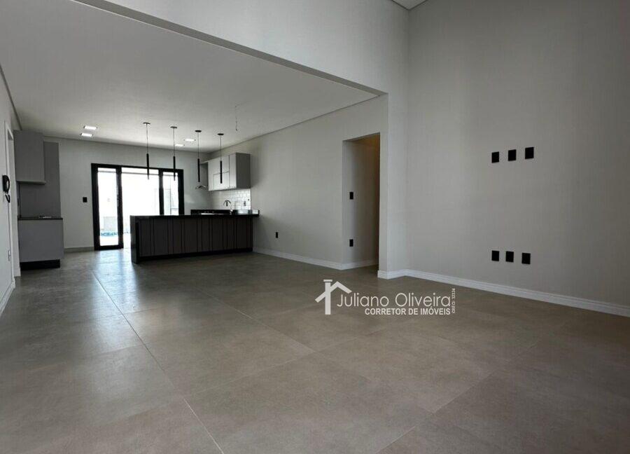 93ab9584-24cb-46c1-95a5-364aa6e54908