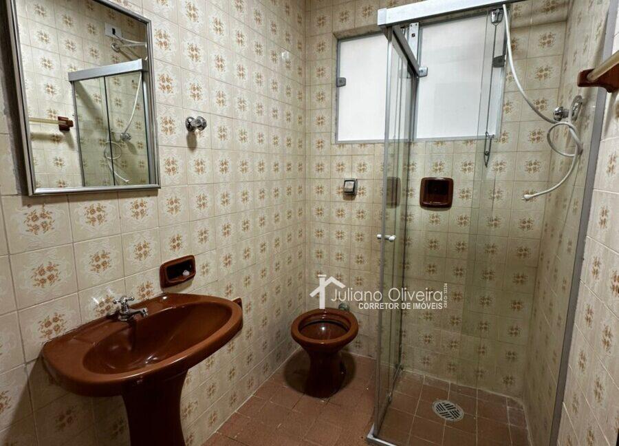 b090c86f-cc3f-44c8-bcbf-cc062bd56e9a