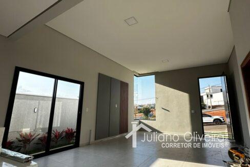 b7b7caef-d067-4350-b312-54c67f2d1d6e