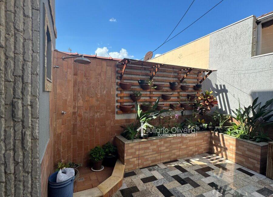 fe4de66b-f0d9-4afb-bfa9-6df4f690c456