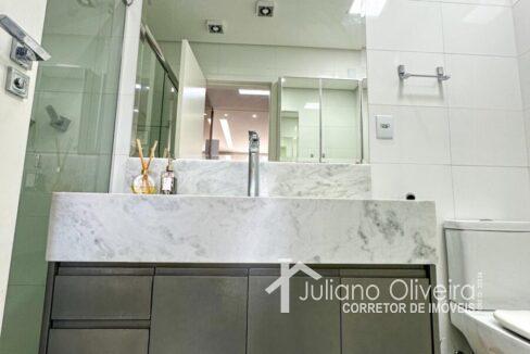 063f21cb-6844-451b-bd92-9e6bb527cbc4